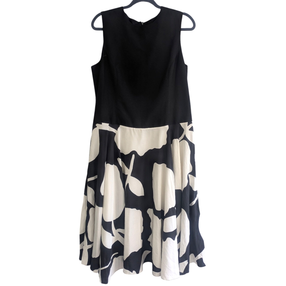 J. Peterman Black White Floral Silk Blend Zip Dress